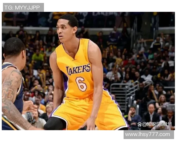 乔丹克拉克森在NBA赛场上的精彩表现与职业生涯回顾